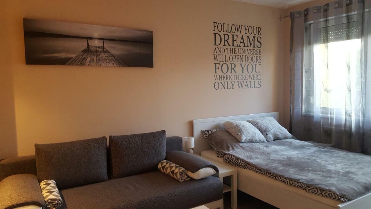 Liget Apartment, Terrace, Free Parking, Ac 布达佩斯 外观 照片