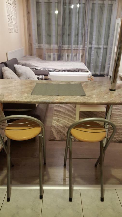 Liget Apartment, Terrace, Free Parking, Ac 布达佩斯 外观 照片
