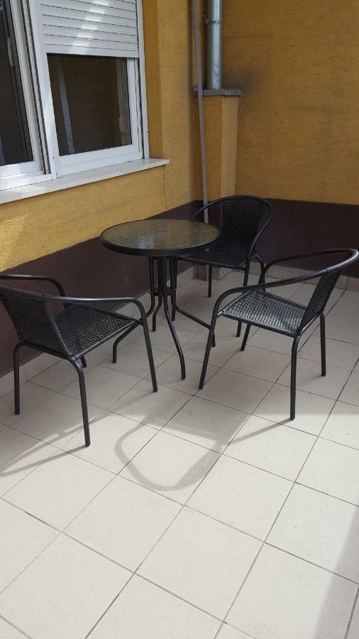 Liget Apartment, Terrace, Free Parking, Ac 布达佩斯 外观 照片